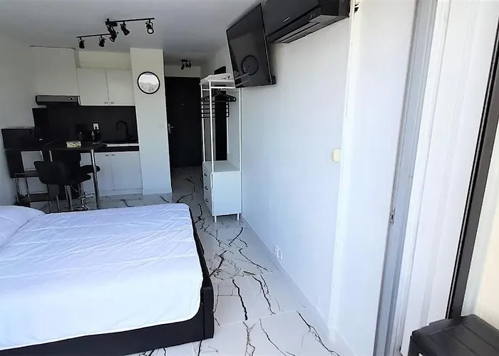 43, Héliopolis L Au Village Naturiste Appartement Agde
